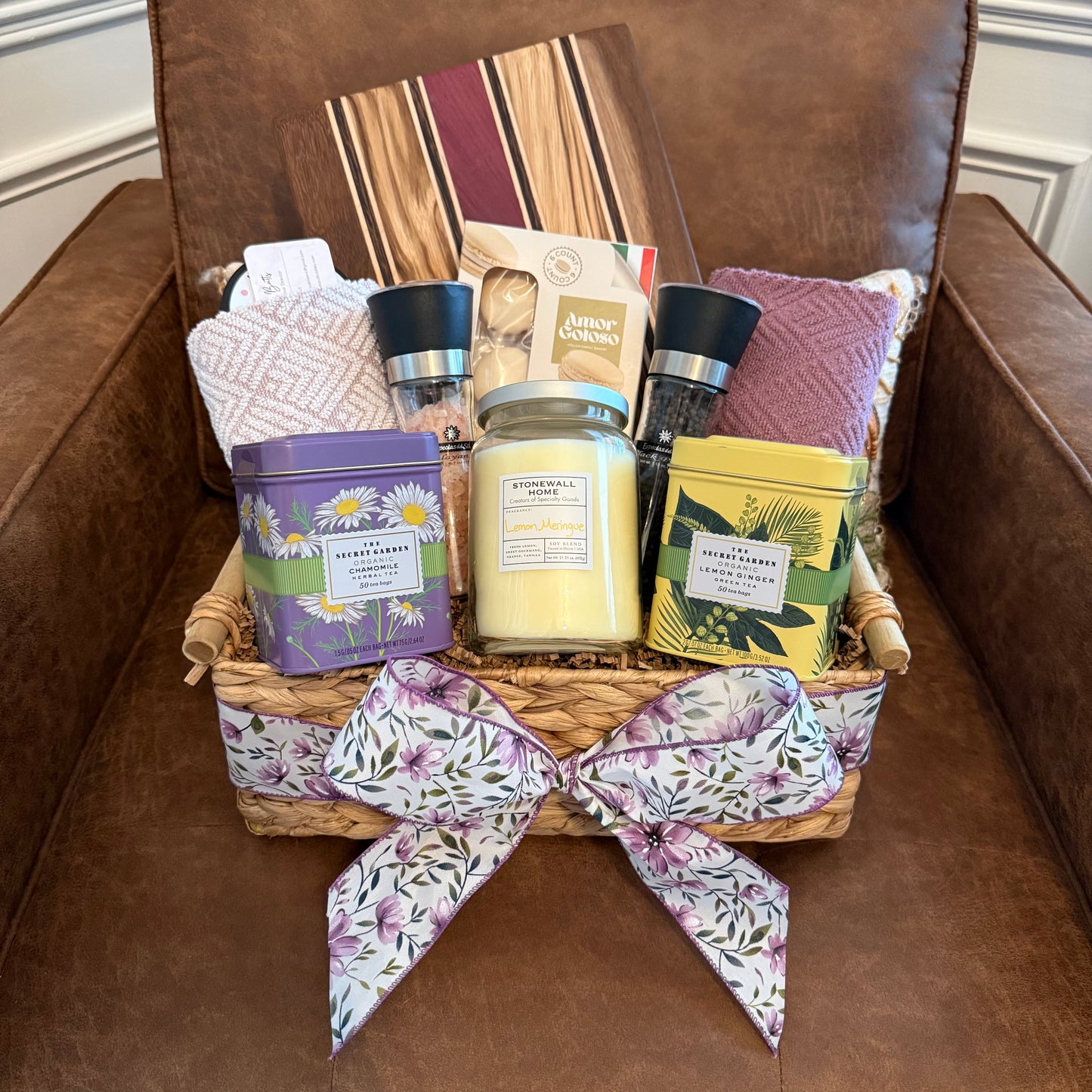 Custom basket with Purple Heart board